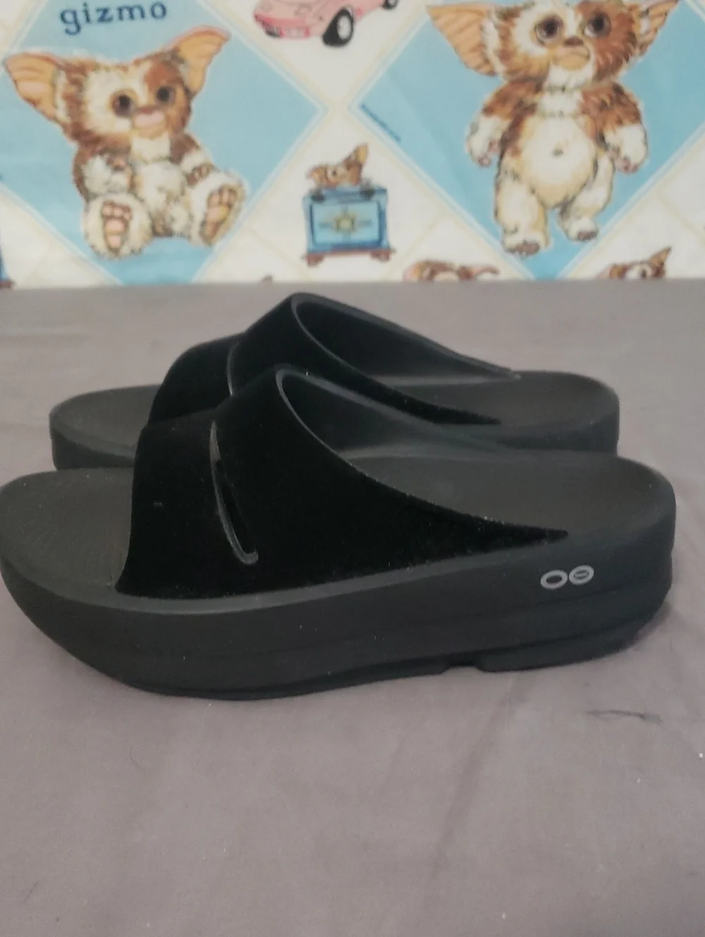 OOFOS Black Slide Sandals